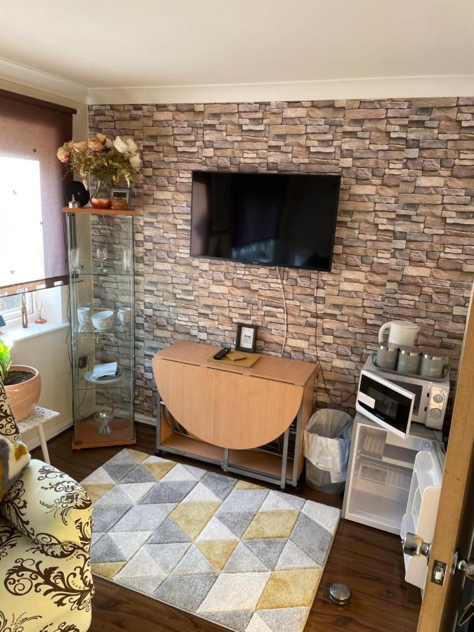 Bed and Breakfast Tisi Choice Northfleet Екстер'єр фото
