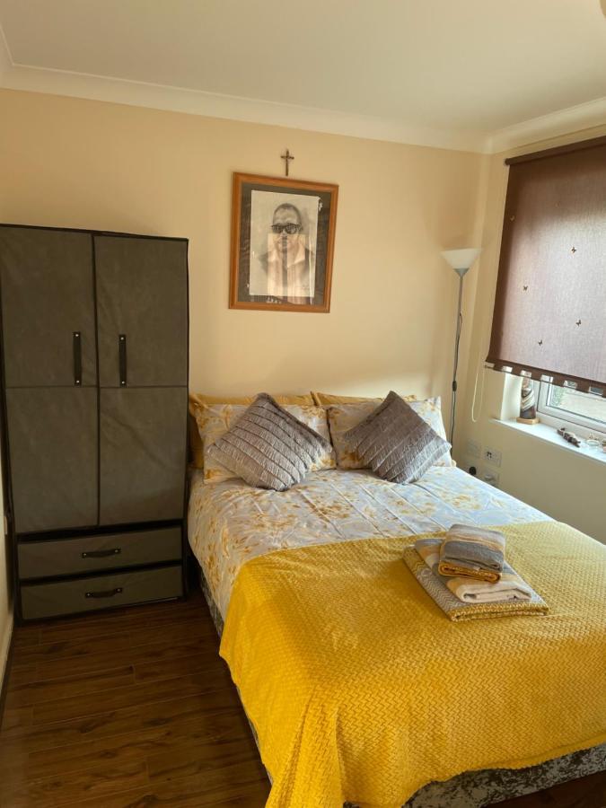 Bed and Breakfast Tisi Choice Northfleet Екстер'єр фото