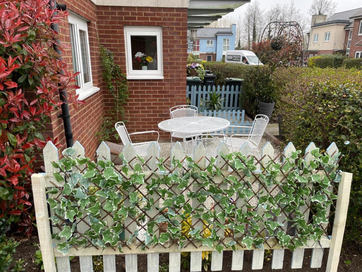 Bed and Breakfast Tisi Choice Northfleet Екстер'єр фото