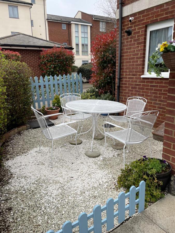 Bed and Breakfast Tisi Choice Northfleet Екстер'єр фото